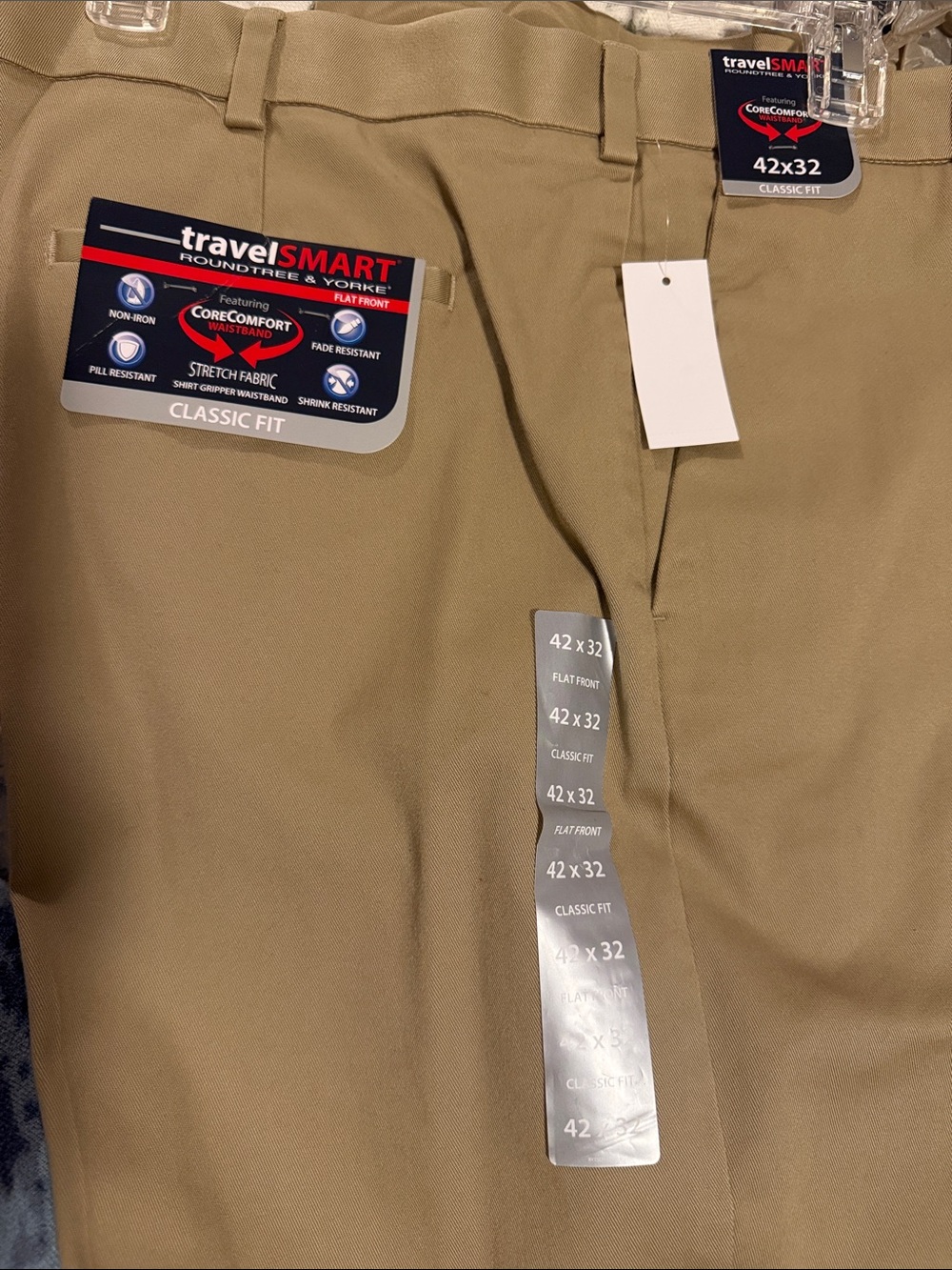 Men's Tan Chinos
Travel Smart